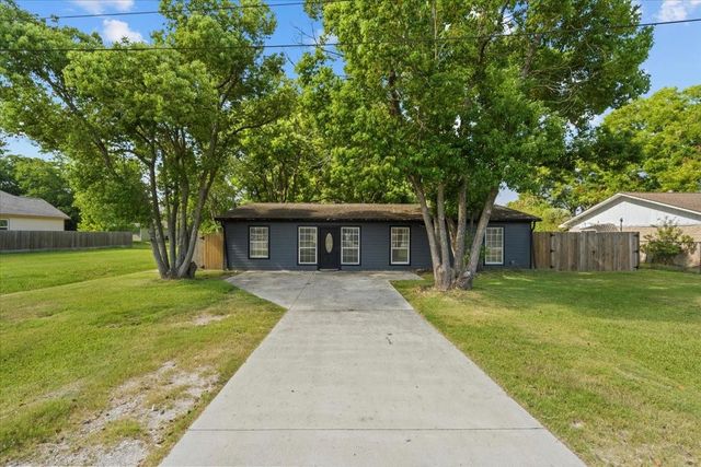 4501 E 38th Street, Dickinson, TX 77539