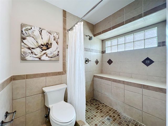 7672 TELFORD COURT, Orlando, FL 32818