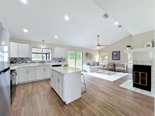 7672 TELFORD COURT, Orlando, FL 32818