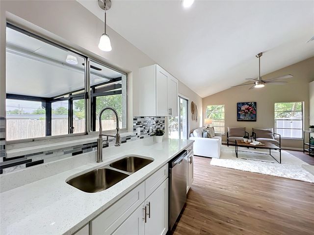 7672 TELFORD COURT, Orlando, FL 32818
