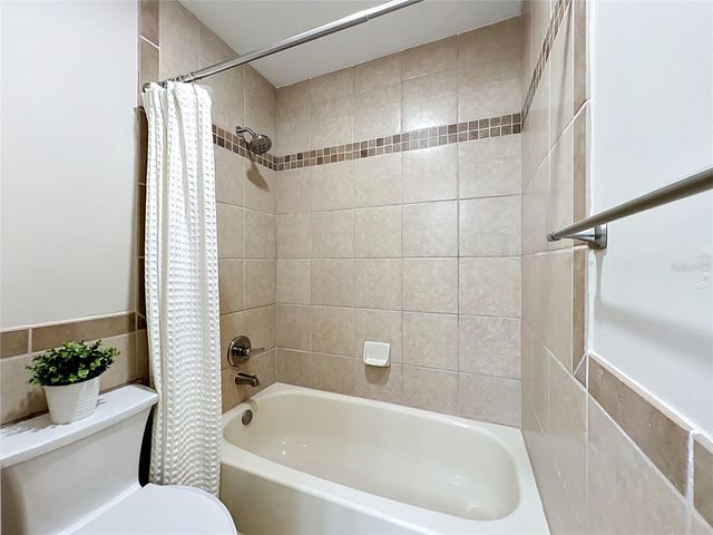 7672 TELFORD COURT, Orlando, FL 32818