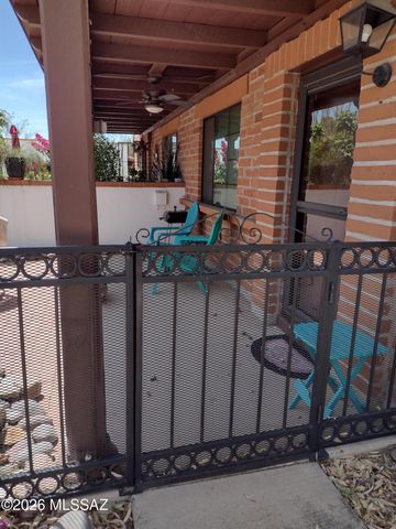 360 S Paseo Pena Apt B, Green Valley, AZ 85614