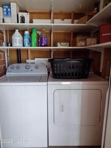 360 S Paseo Pena Apt B, Green Valley, AZ 85614