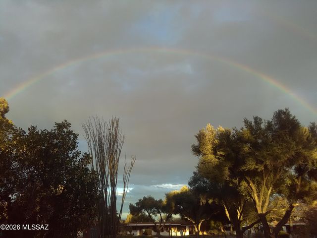 360 S Paseo Pena Apt B, Green Valley, AZ 85614