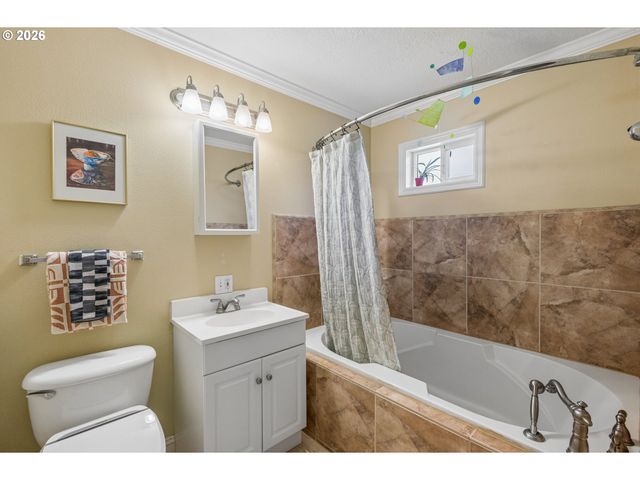 4304 Se 103RD Ave, Portland, OR 97266