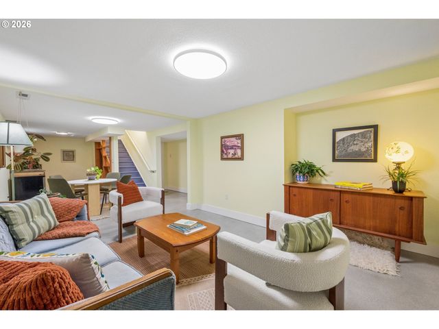 4304 Se 103RD Ave, Portland, OR 97266