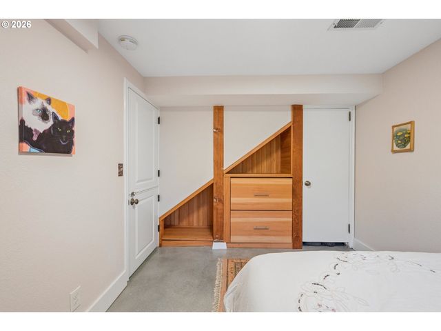 4304 Se 103RD Ave, Portland, OR 97266