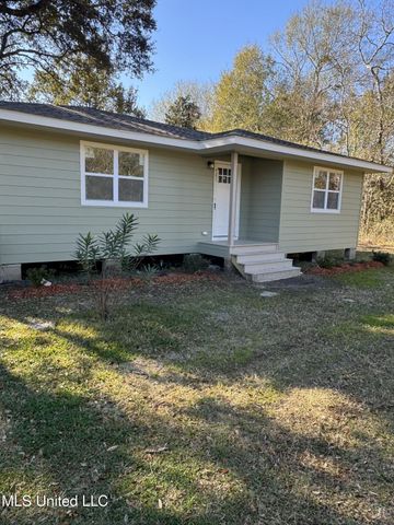 507 Dicks Street, Waveland, MS 39576