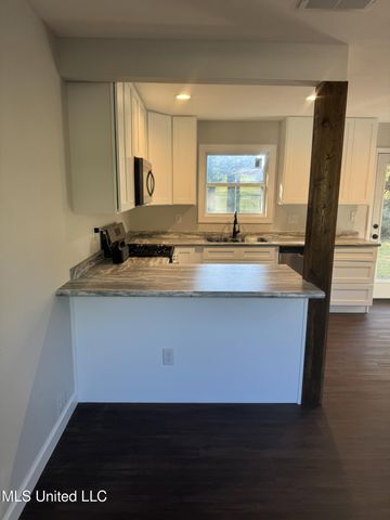 507 Dicks Street, Waveland, MS 39576