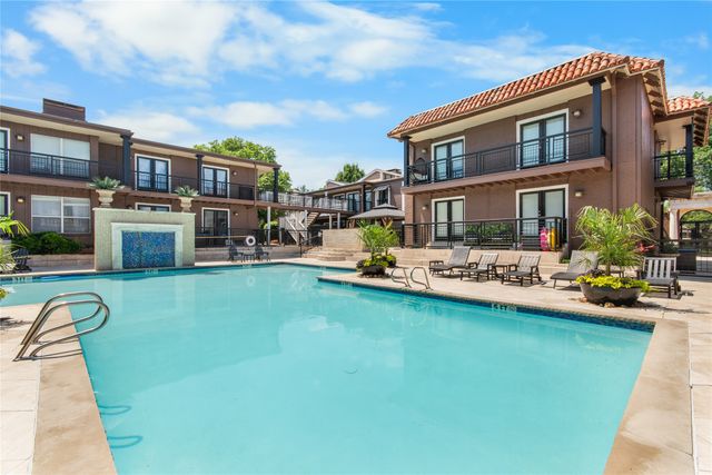 5928 Sandhurst Lane 127, Dallas, TX 75206