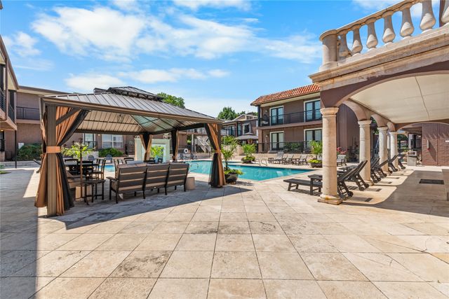 5928 Sandhurst Lane 127, Dallas, TX 75206