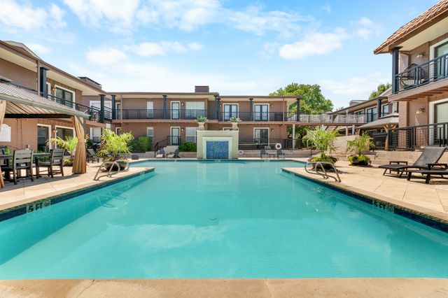 5928 Sandhurst Lane 127, Dallas, TX 75206