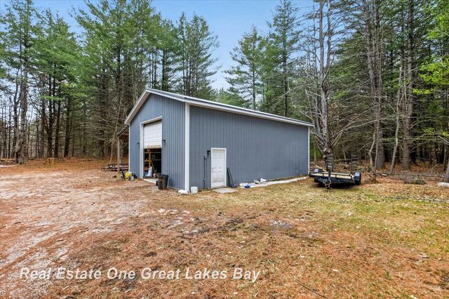 340 E Howard Road, Beaverton, MI 48612