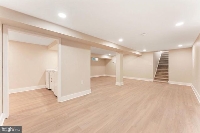 528 W MAPLE AVE, Langhorne, PA 19047