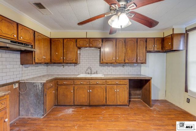 3202 GORDON AVENUE, Monroe, LA 71202