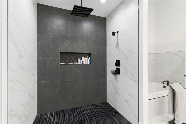 1712 W Toni Rae Dr, Spokane, WA 99218