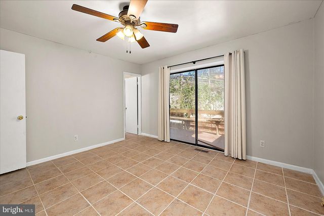 1 SEAFARER LN, Ocean Pines, MD 21811