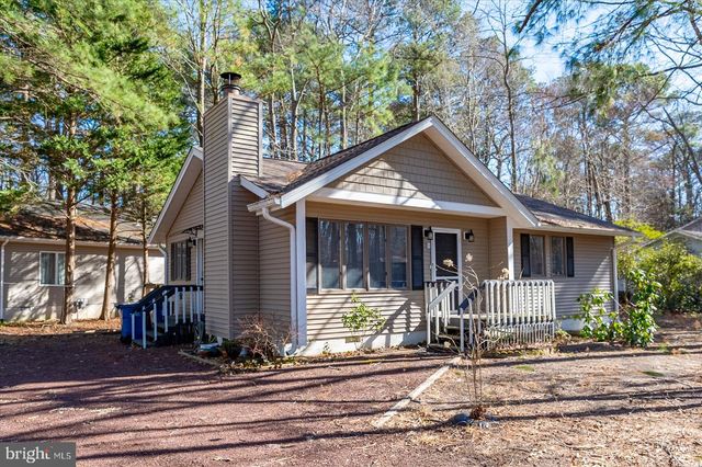 1 SEAFARER LN, Ocean Pines, MD 21811