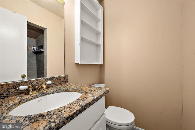 1 SEAFARER LN, Ocean Pines, MD 21811