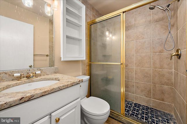 1 SEAFARER LN, Ocean Pines, MD 21811