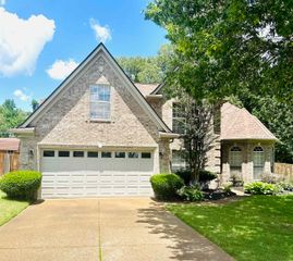 4528 QUEEN SINCLAIR CIR, Millington, TN 38053