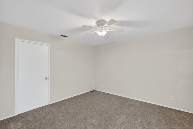 102 E Bayside Drive, Mabank, TX 75156