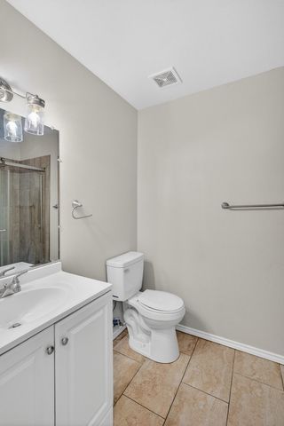 102 E Bayside Drive, Mabank, TX 75156