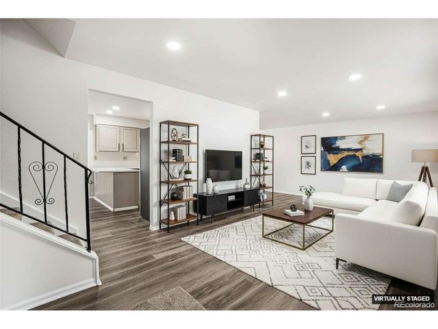 6075 Castlewood Ln, Colorado Springs, CO 80918