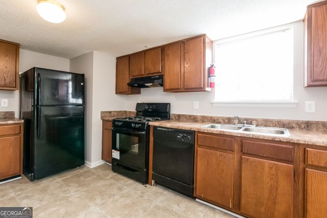 979 Brandon Hill Way, Jonesboro, GA 30238