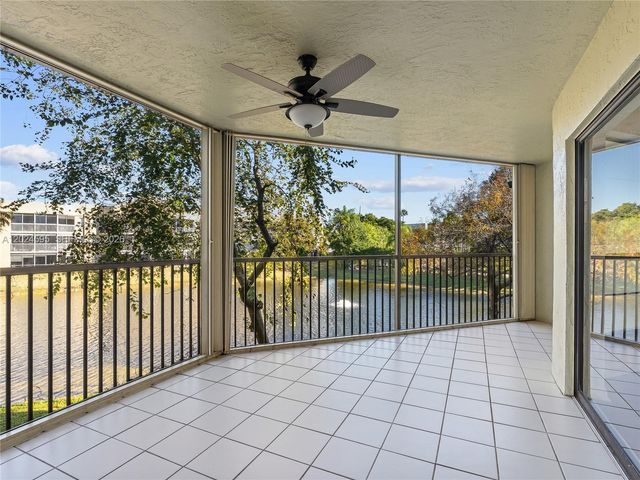 7547 Fairfax Dr 210, Tamarac, FL 33321