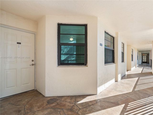 7547 Fairfax Dr 210, Tamarac, FL 33321