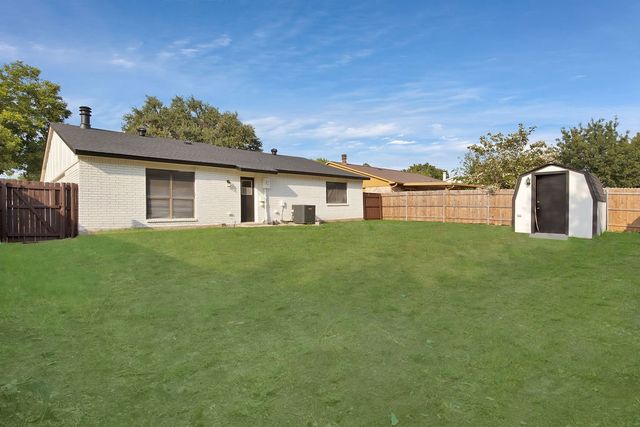 5500 Slay Drive, The Colony, TX 75056