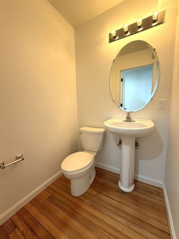157 Beale Street 5, Quincy, MA 02170