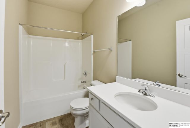 14318 S 20th Street, Bellevue, NE 68123
