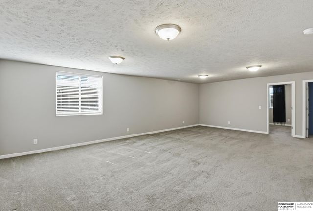 14318 S 20th Street, Bellevue, NE 68123