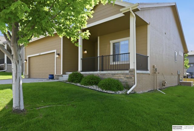 14318 S 20th Street, Bellevue, NE 68123