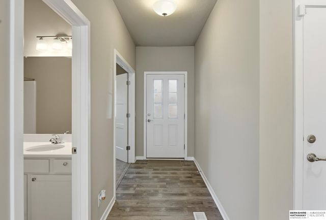 14318 S 20th Street, Bellevue, NE 68123