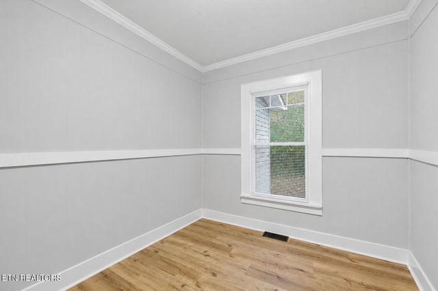 1519 W Madison Ave, Athens, TN 37303