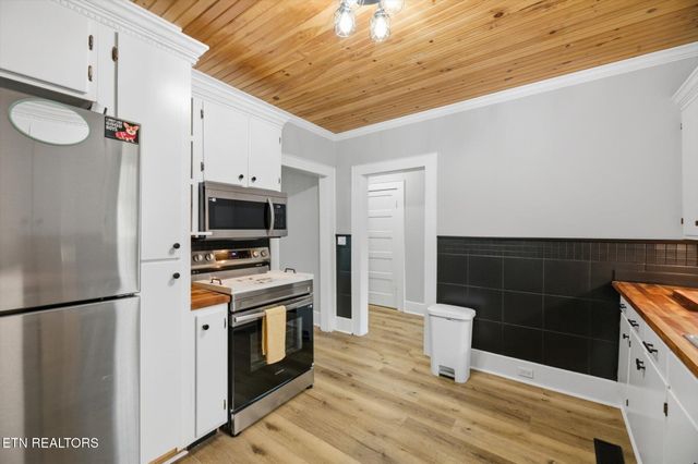 1519 W Madison Ave, Athens, TN 37303