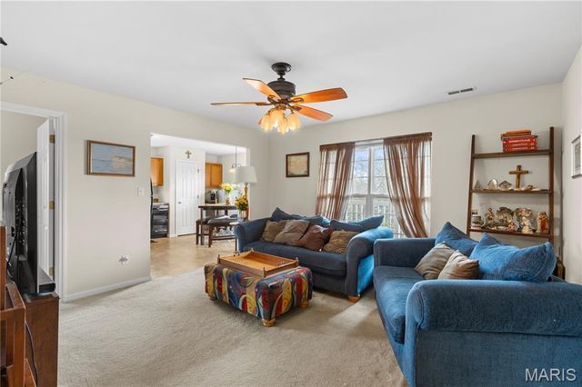 406 S Church Street 522, St Peters, MO 63376