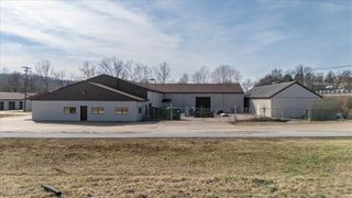1321 Dupont Road, Parkersburg, WV 26101