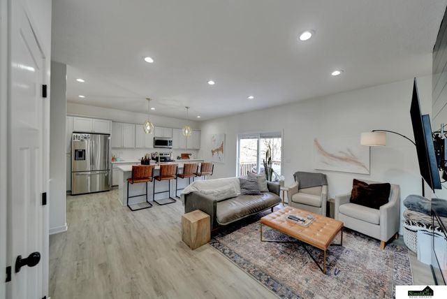 6204 Franciscan Drive, Lincoln, NE 68526