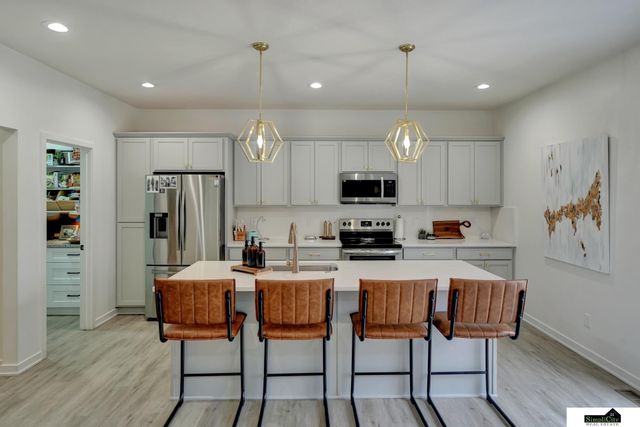 6204 Franciscan Drive, Lincoln, NE 68526