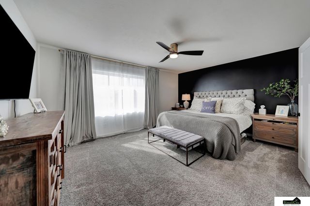 6204 Franciscan Drive, Lincoln, NE 68526
