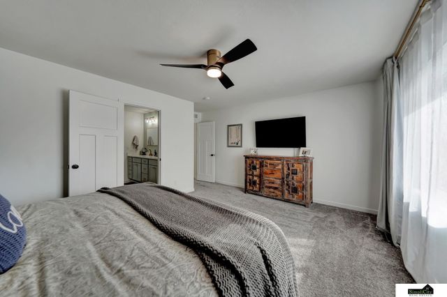 6204 Franciscan Drive, Lincoln, NE 68526