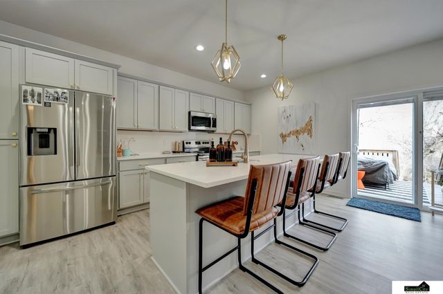 6204 Franciscan Drive, Lincoln, NE 68526