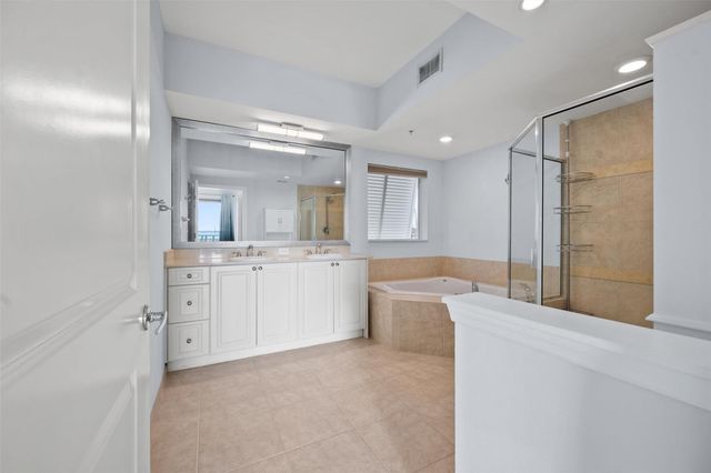 675 NW Flagler Ave 303, Stuart, FL 34994