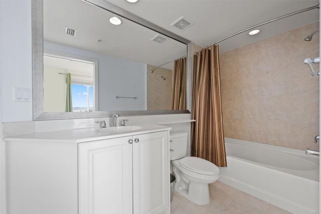 675 NW Flagler Ave 303, Stuart, FL 34994