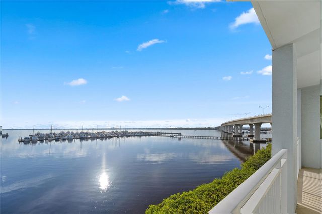 675 NW Flagler Ave 303, Stuart, FL 34994