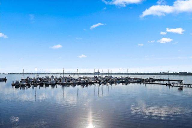 675 NW Flagler Ave 303, Stuart, FL 34994